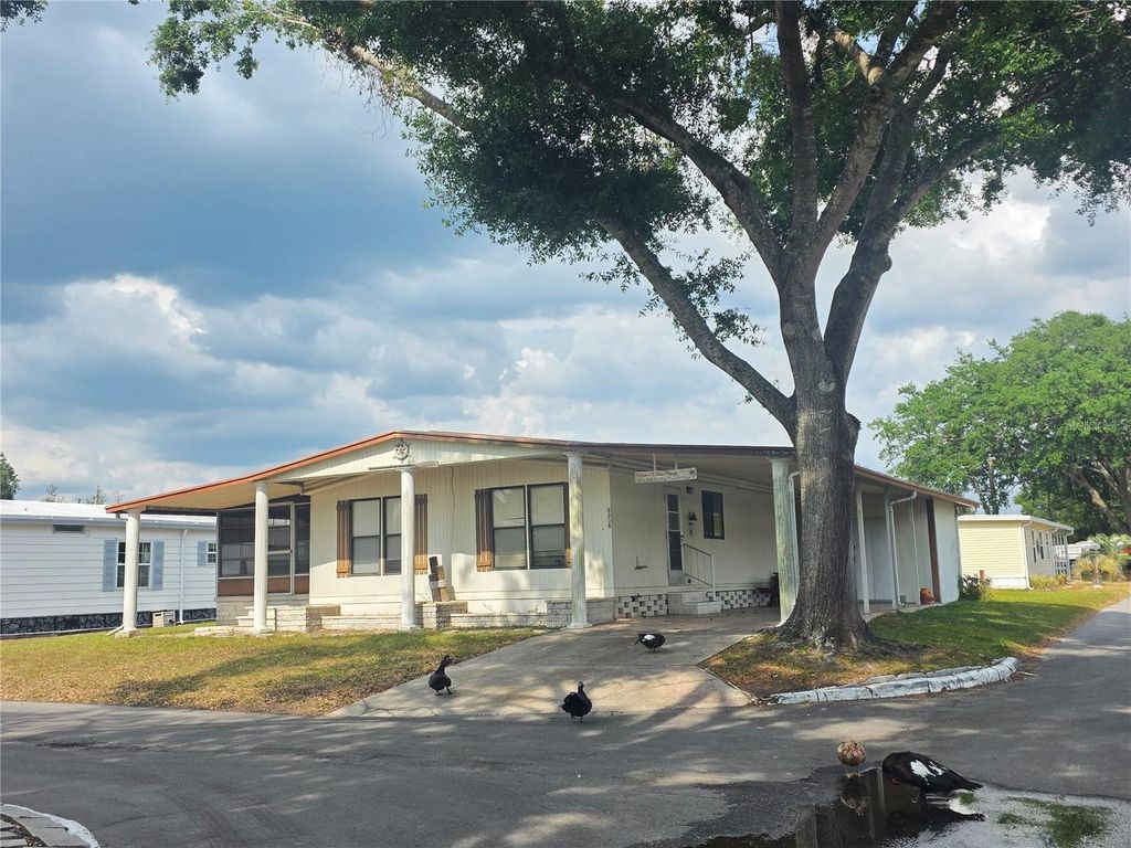 Photo of 6306 Waterfront Lane, Zephyrhills, FL 33542 (MLS # TB8383709)