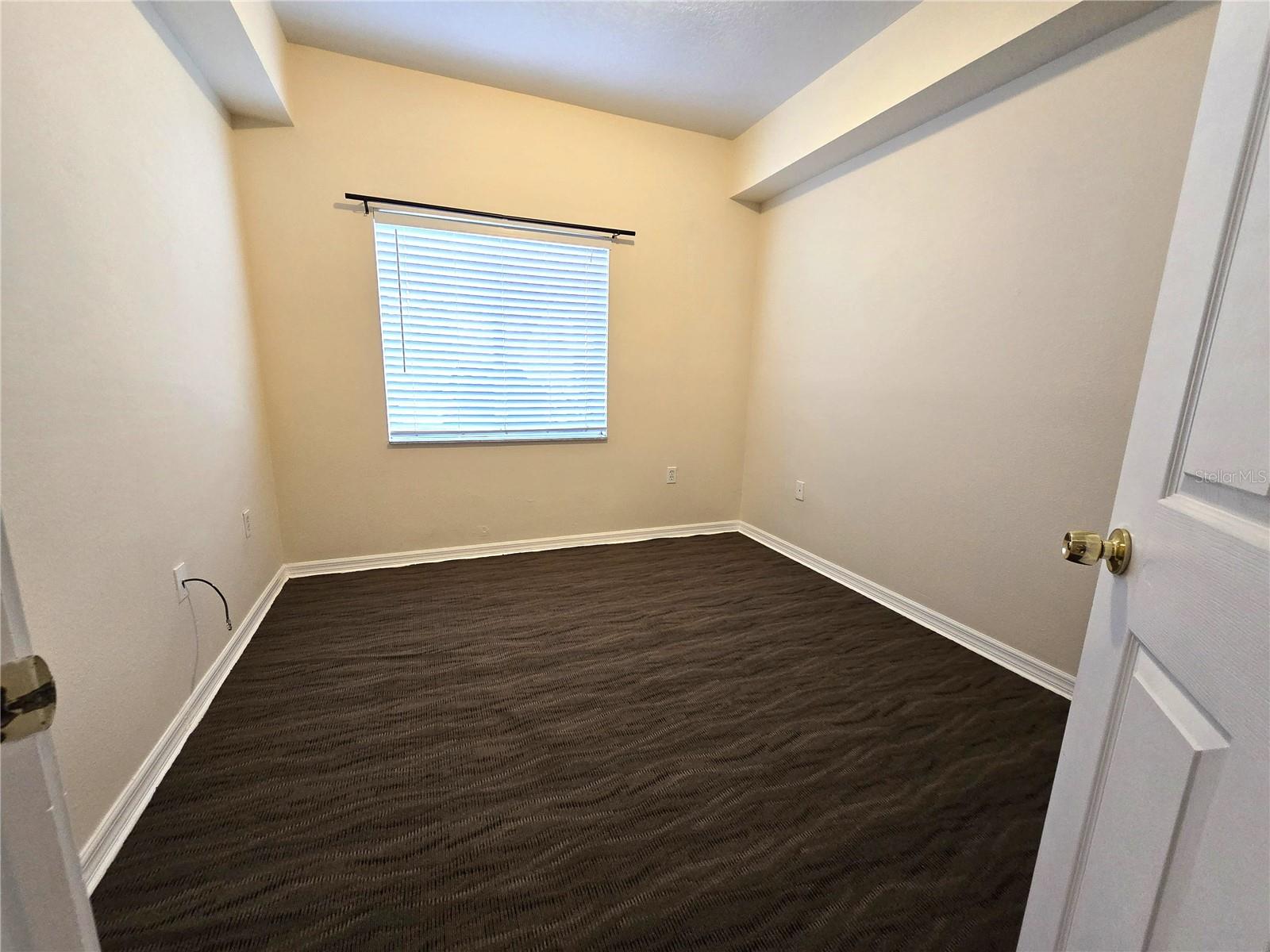 VILLAGES OF BLOOMINGDALE CONDO 10 - Residential Lease