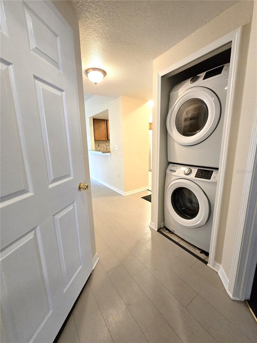 VILLAGES OF BLOOMINGDALE CONDO 10 - Residential Lease