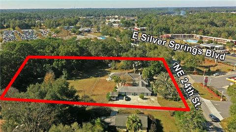 Tiny photo for 5208 NE 24th Street, Ocala, FL 34470 (MLS # OM618412)
