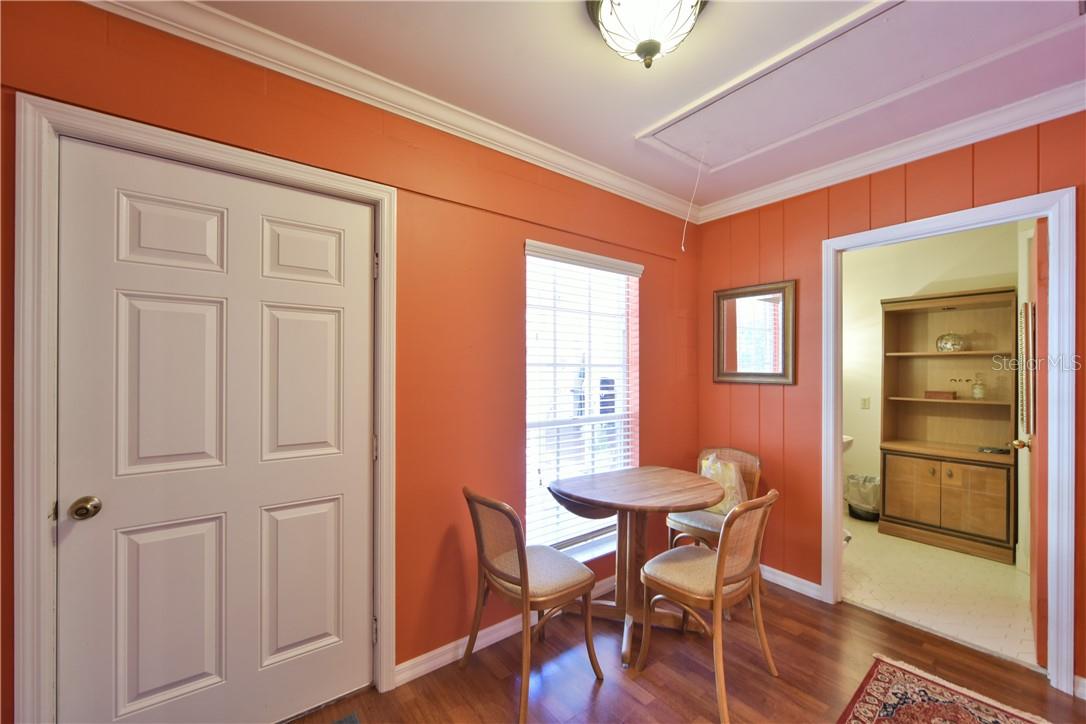PINE CREST/SILVER SPRINGS - Commercial Sale
