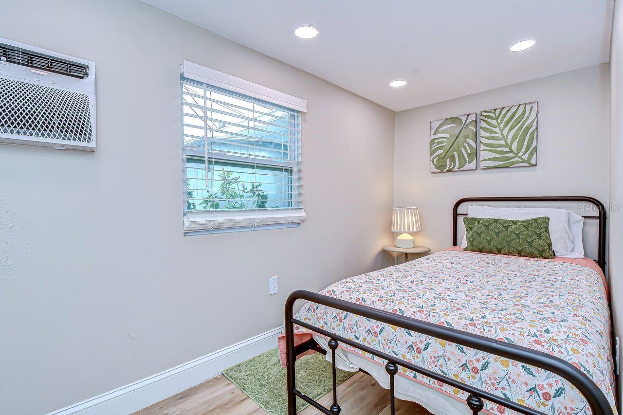 CORTEZ PARK - Residential Lease