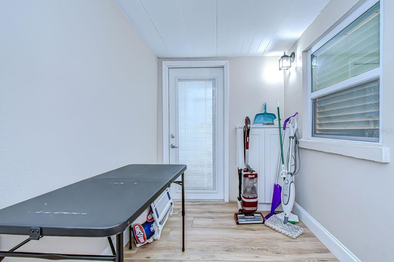 CORTEZ PARK - Residential Lease