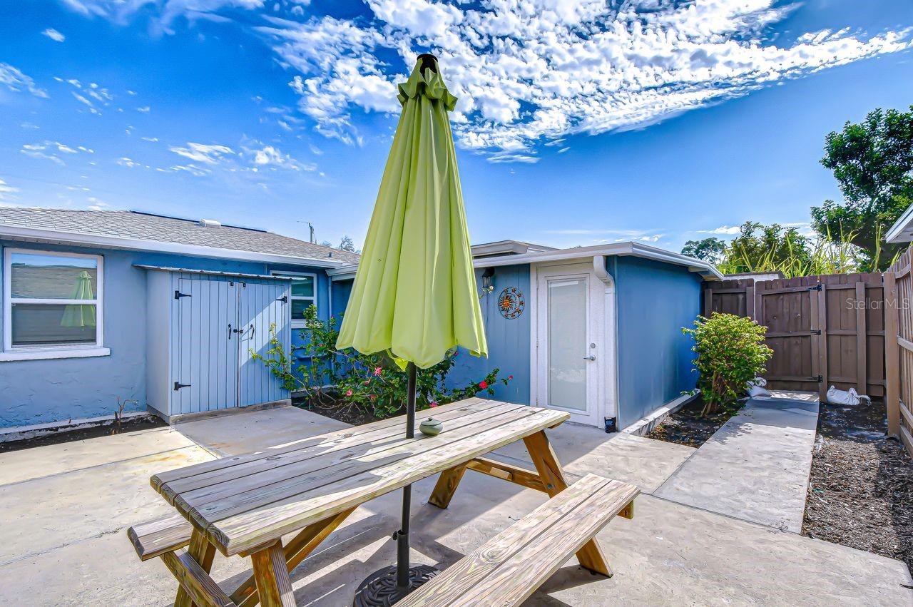 CORTEZ PARK - Residential Lease