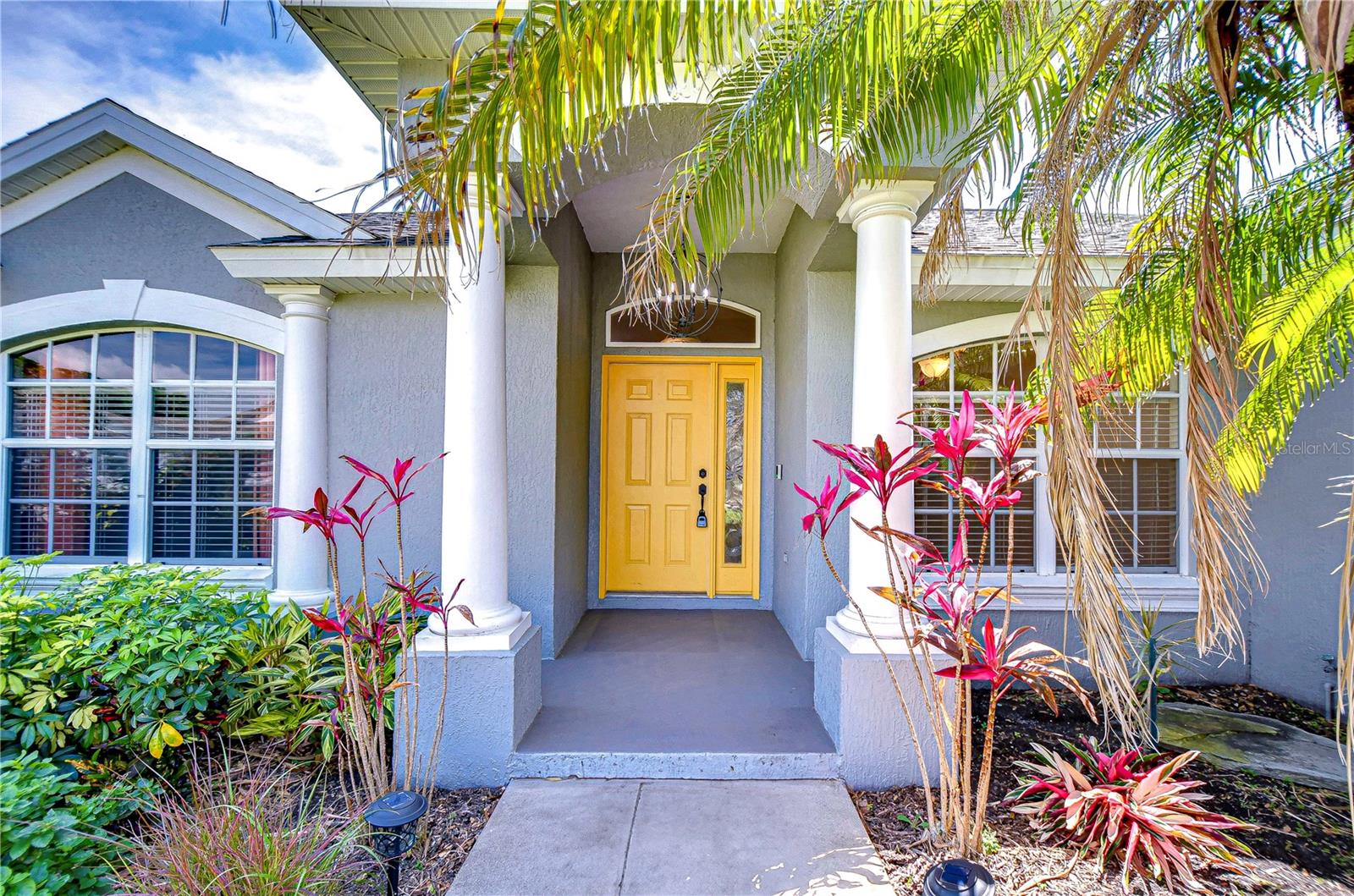 3518 REMINGTON OAKS WAY