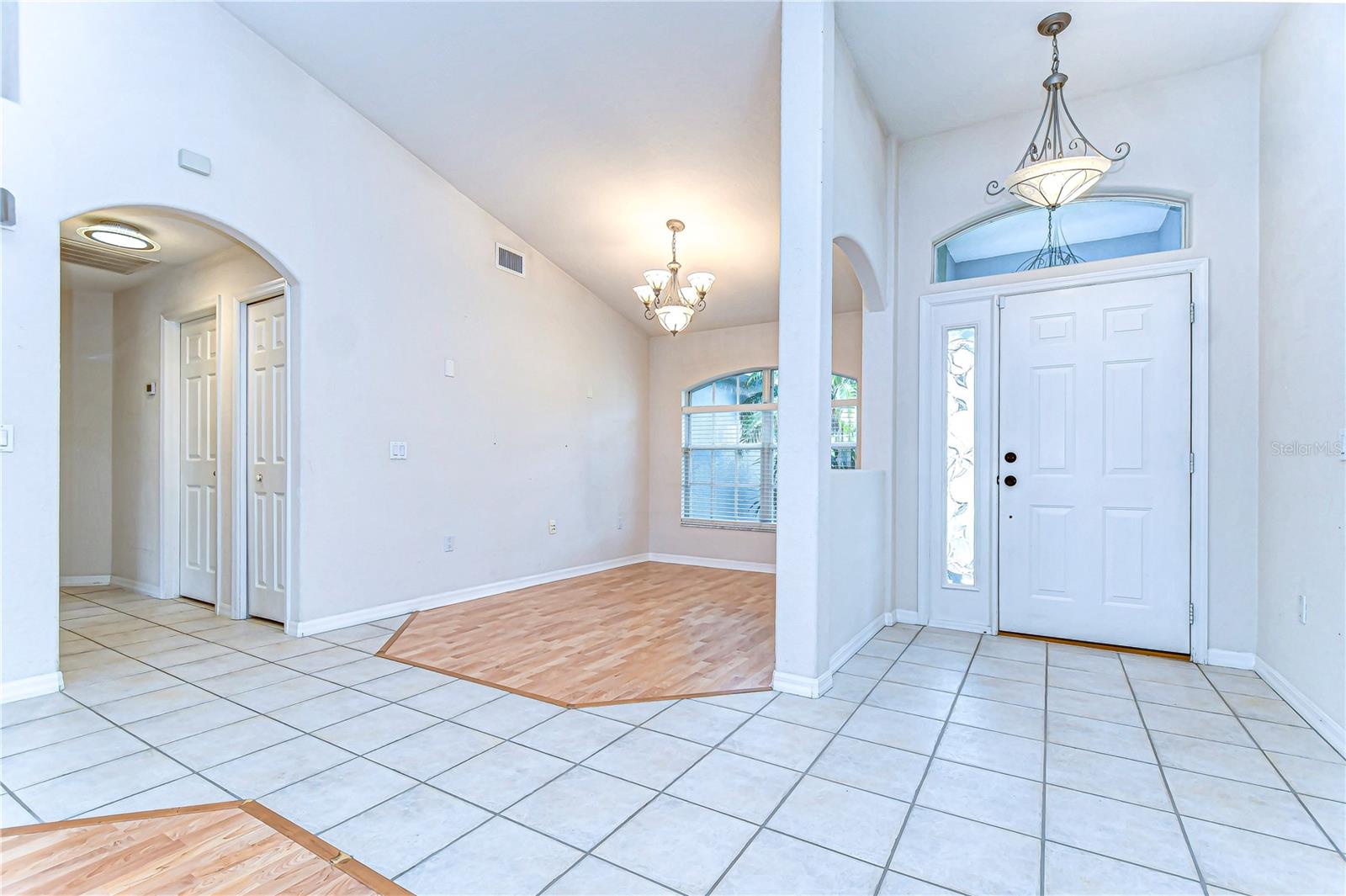 3518 REMINGTON OAKS WAY