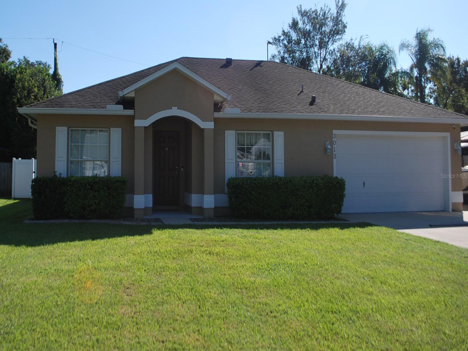 3013 VISTA PALM DRIVE