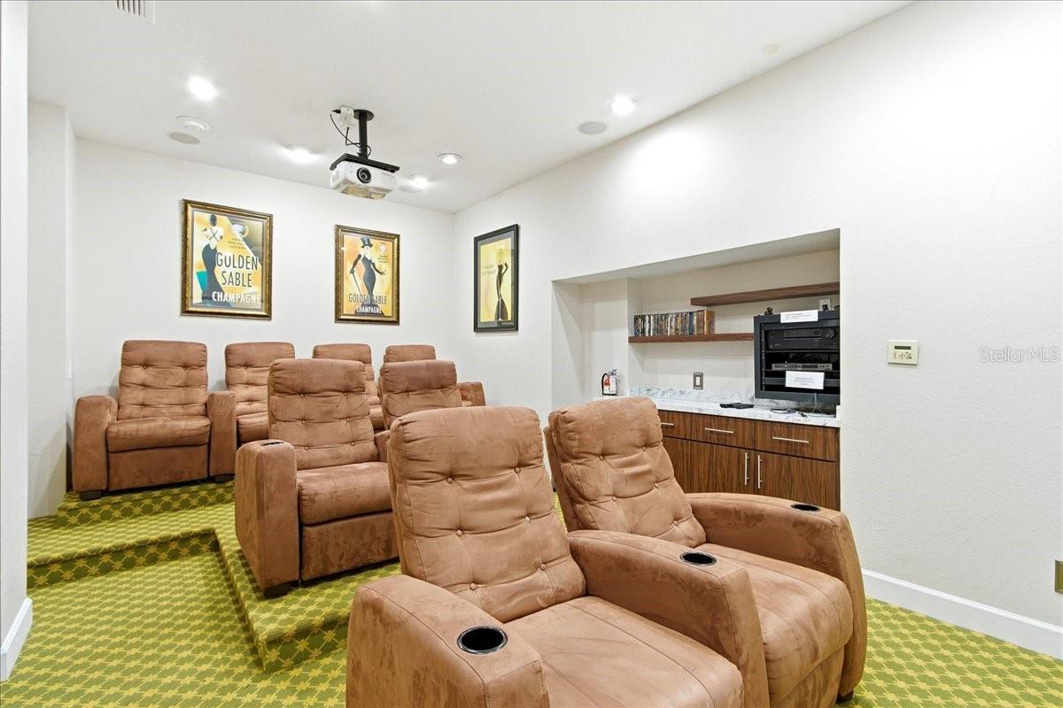 LEXINGTON PLACE CONDO - Residential