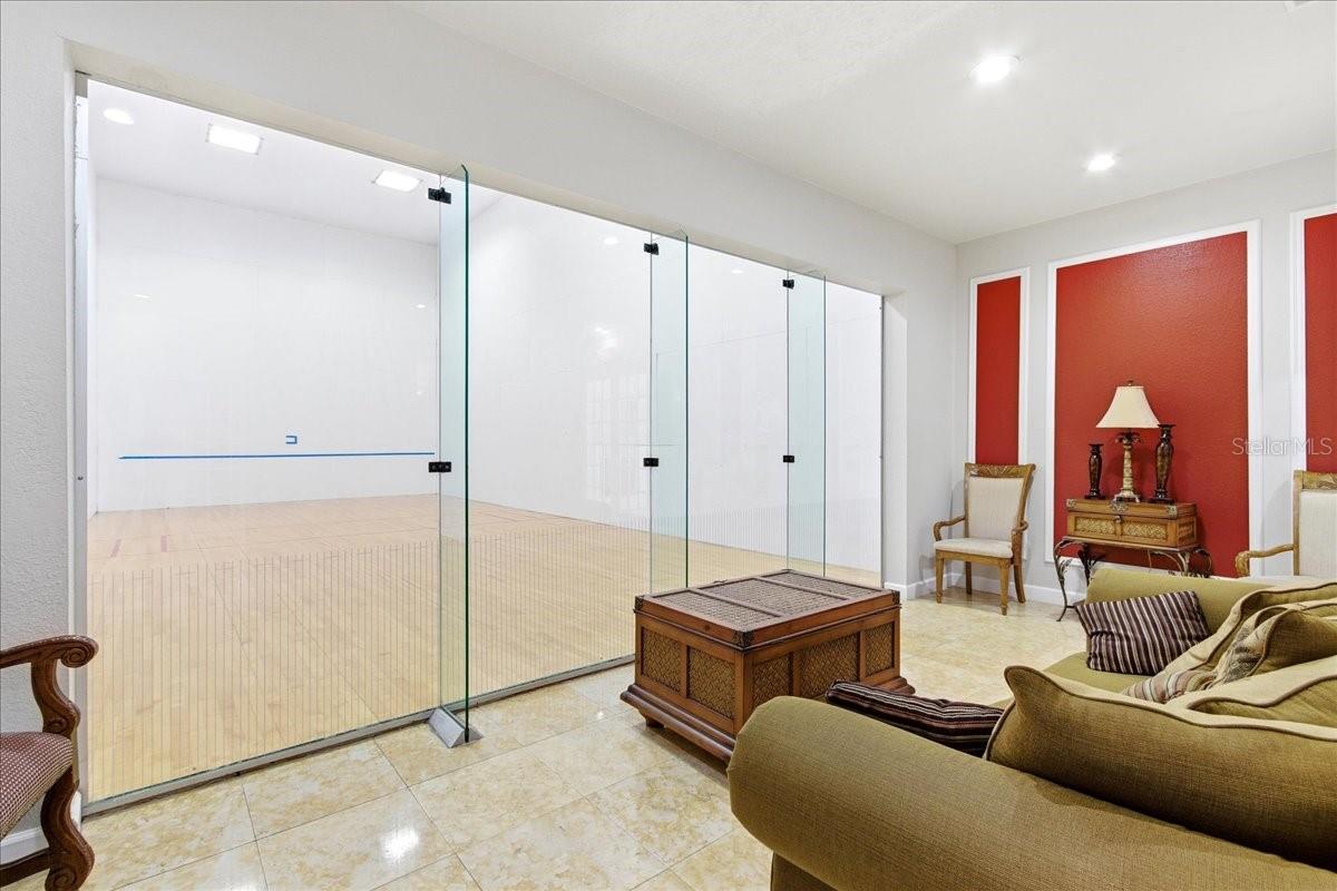 LEXINGTON PLACE CONDO - Residential