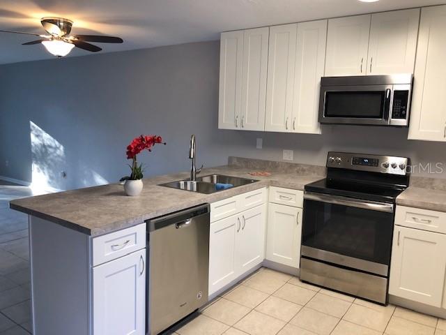 SERENOLA MANOR UNIT 2 NAPIER - Residential Lease