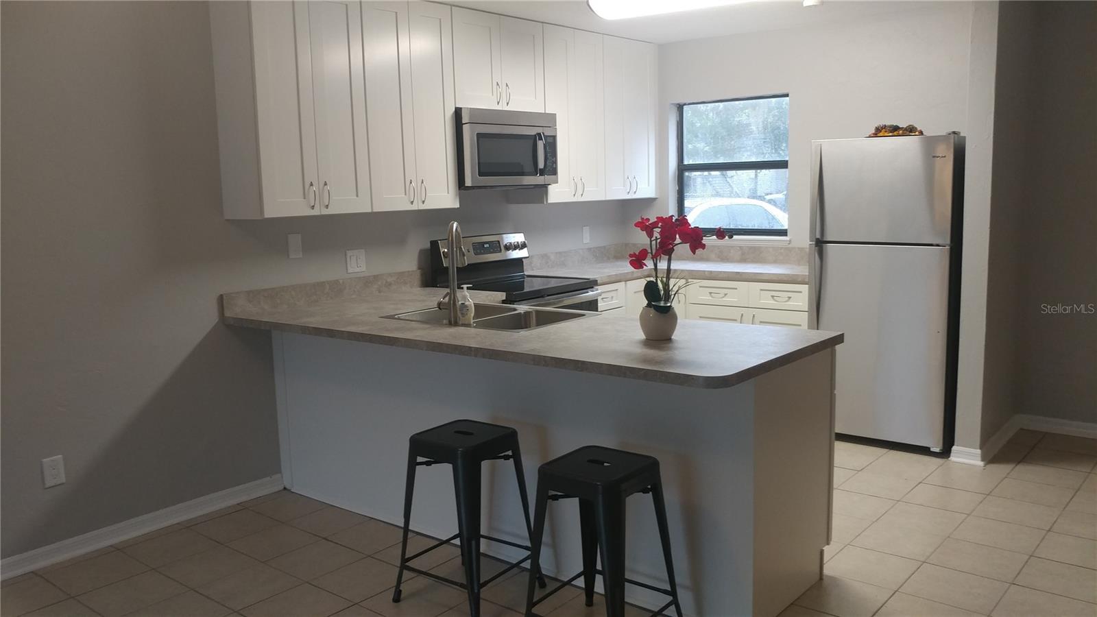 SERENOLA MANOR UNIT 2 NAPIER - Residential Lease