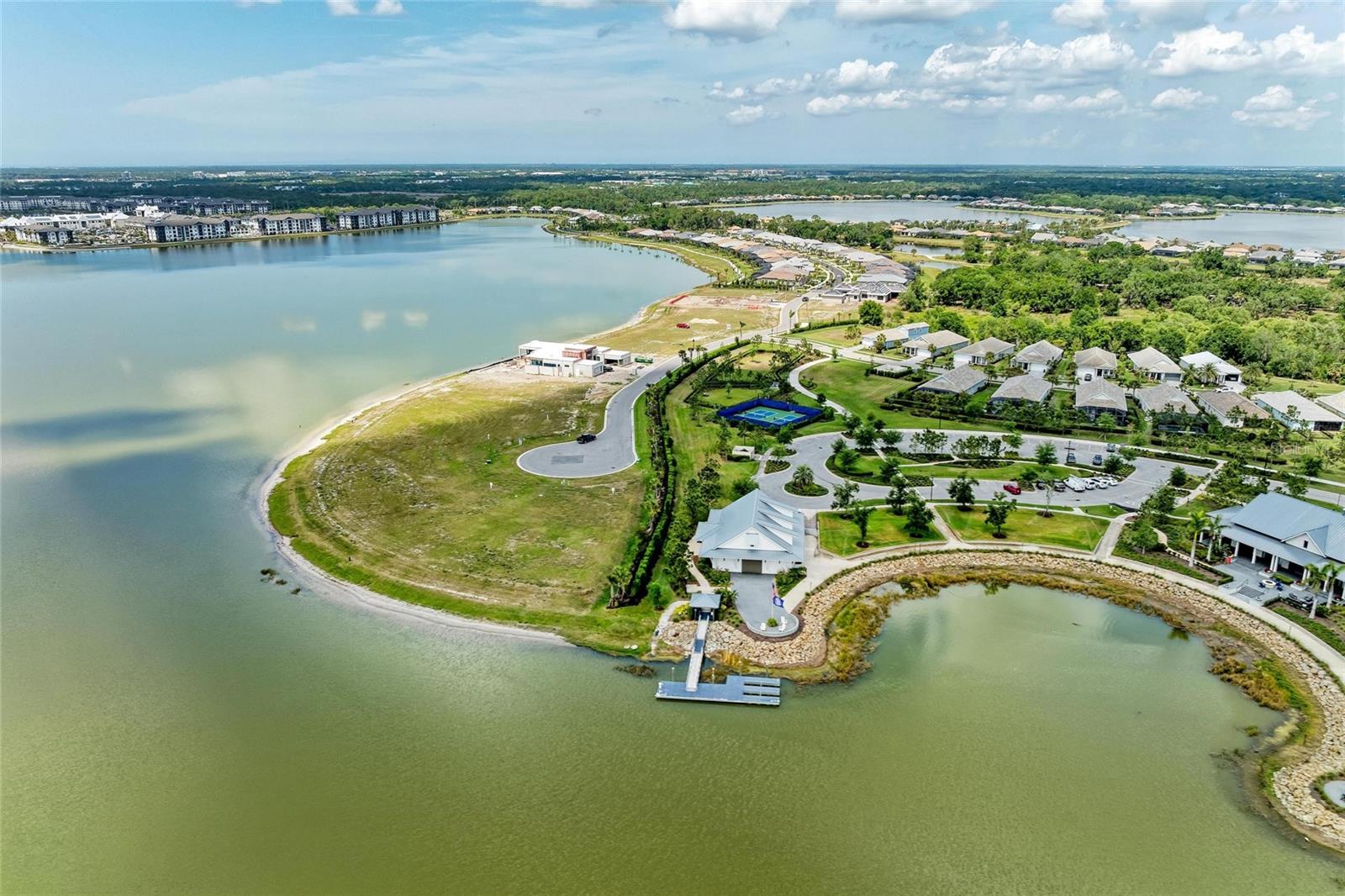 LAKEHOUSE COVE AT WATERSIDE - Residential
