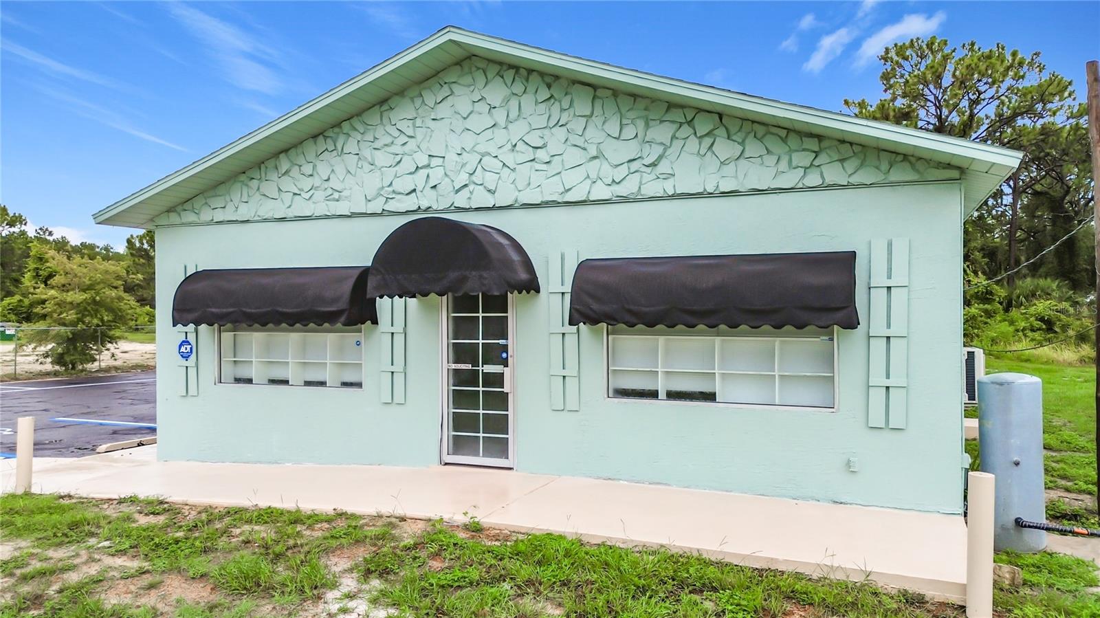 4950 S SUNCOAST BOULEVARD