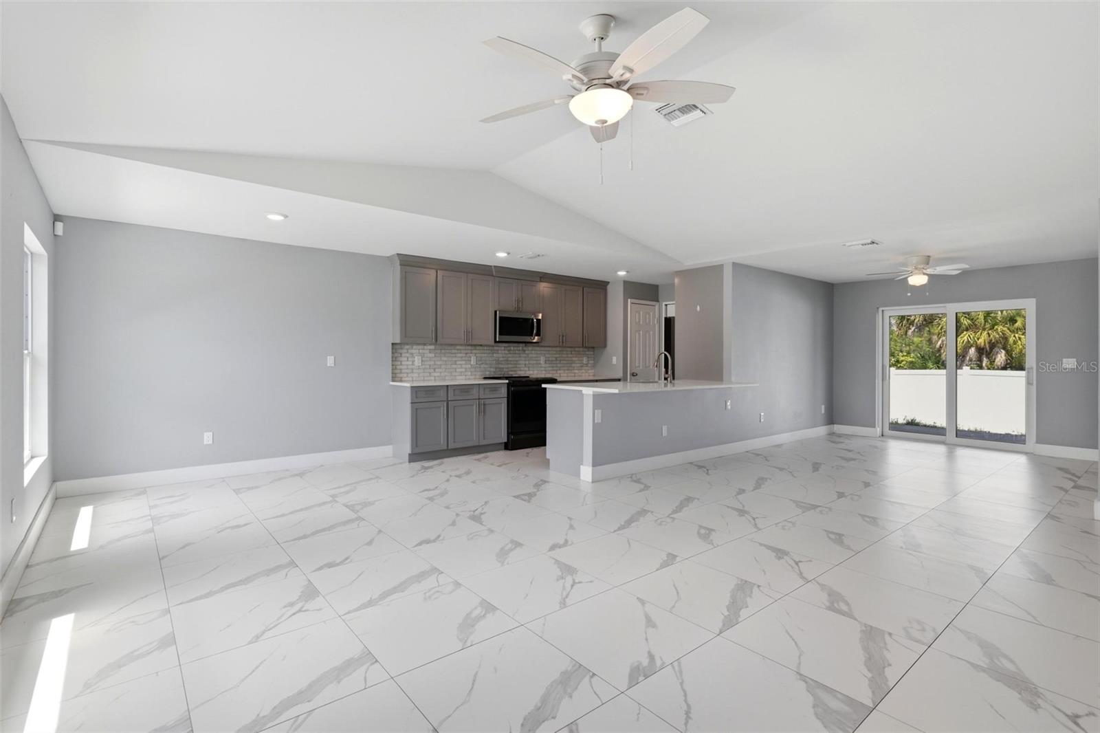 PORT CHARLOTTE SUB 27 - Residential