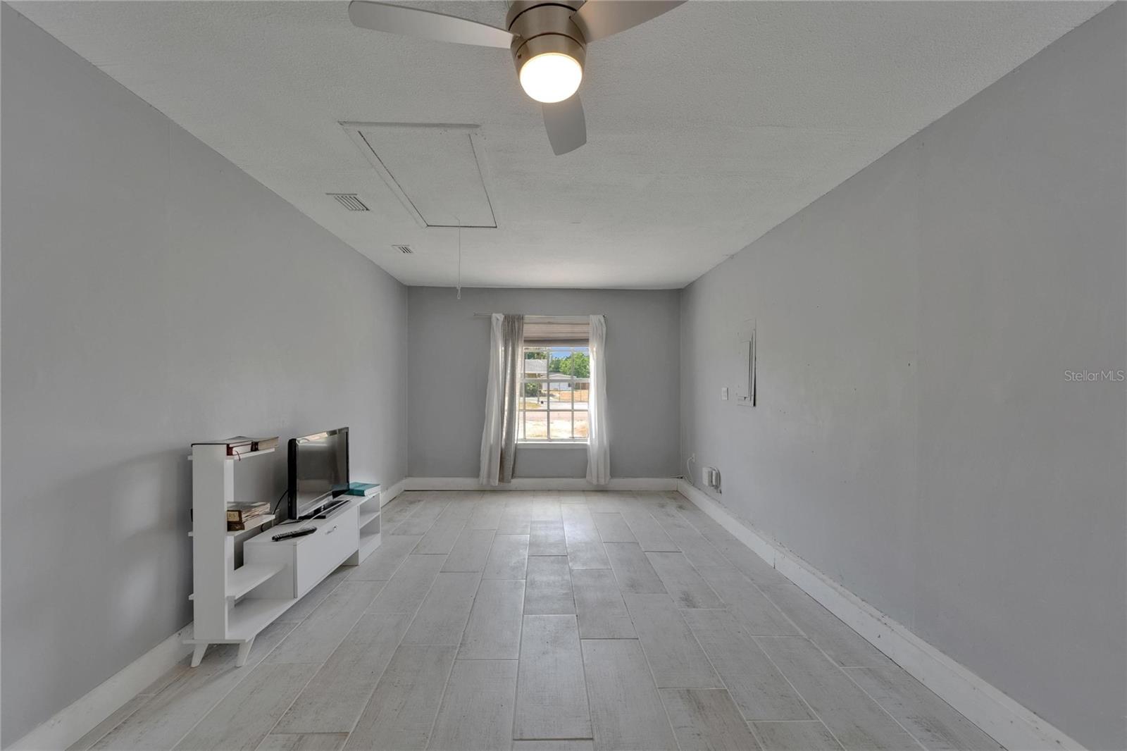 UNPLATTED - Residential Lease