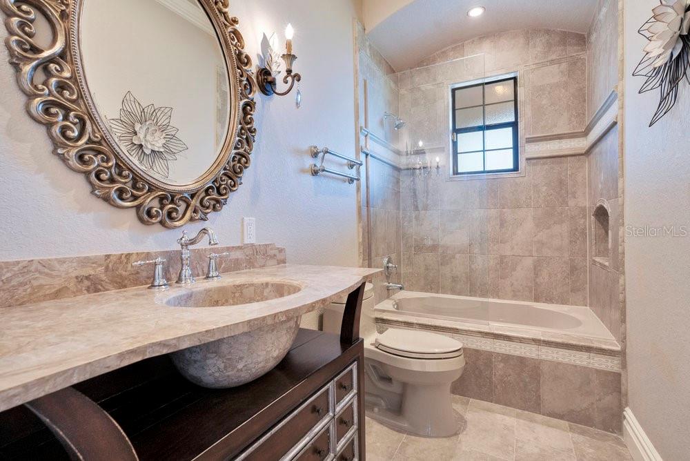 EMERSON POINTE - Residential