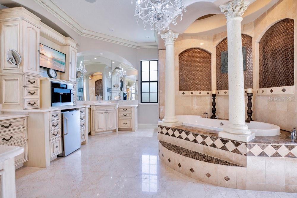 EMERSON POINTE - Residential