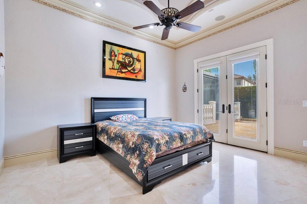 EMERSON POINTE - Residential