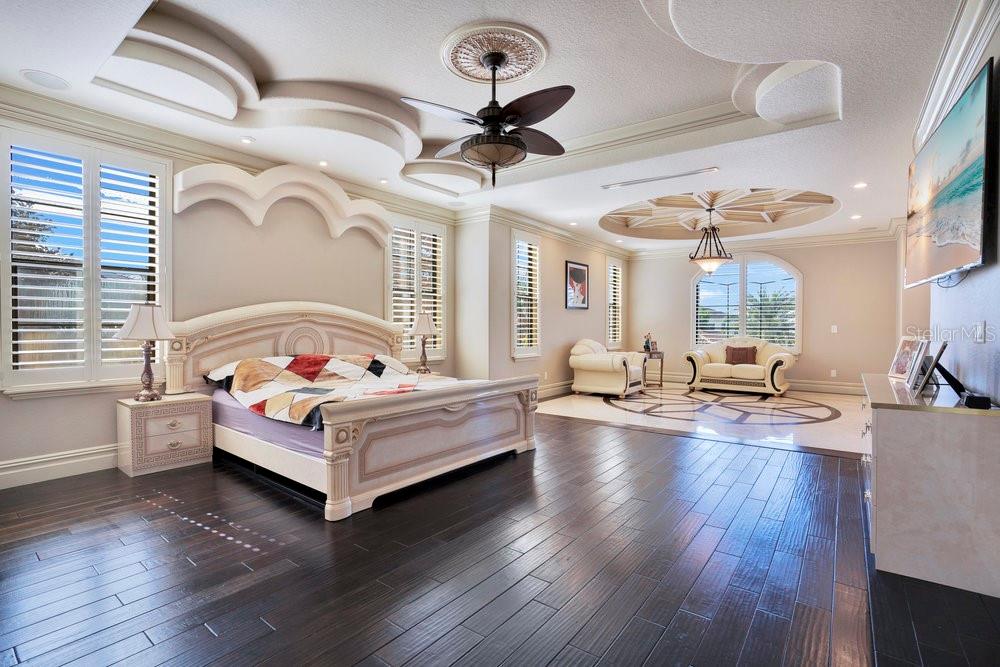 EMERSON POINTE - Residential