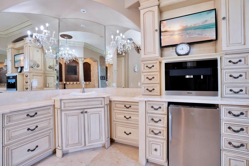 EMERSON POINTE - Residential