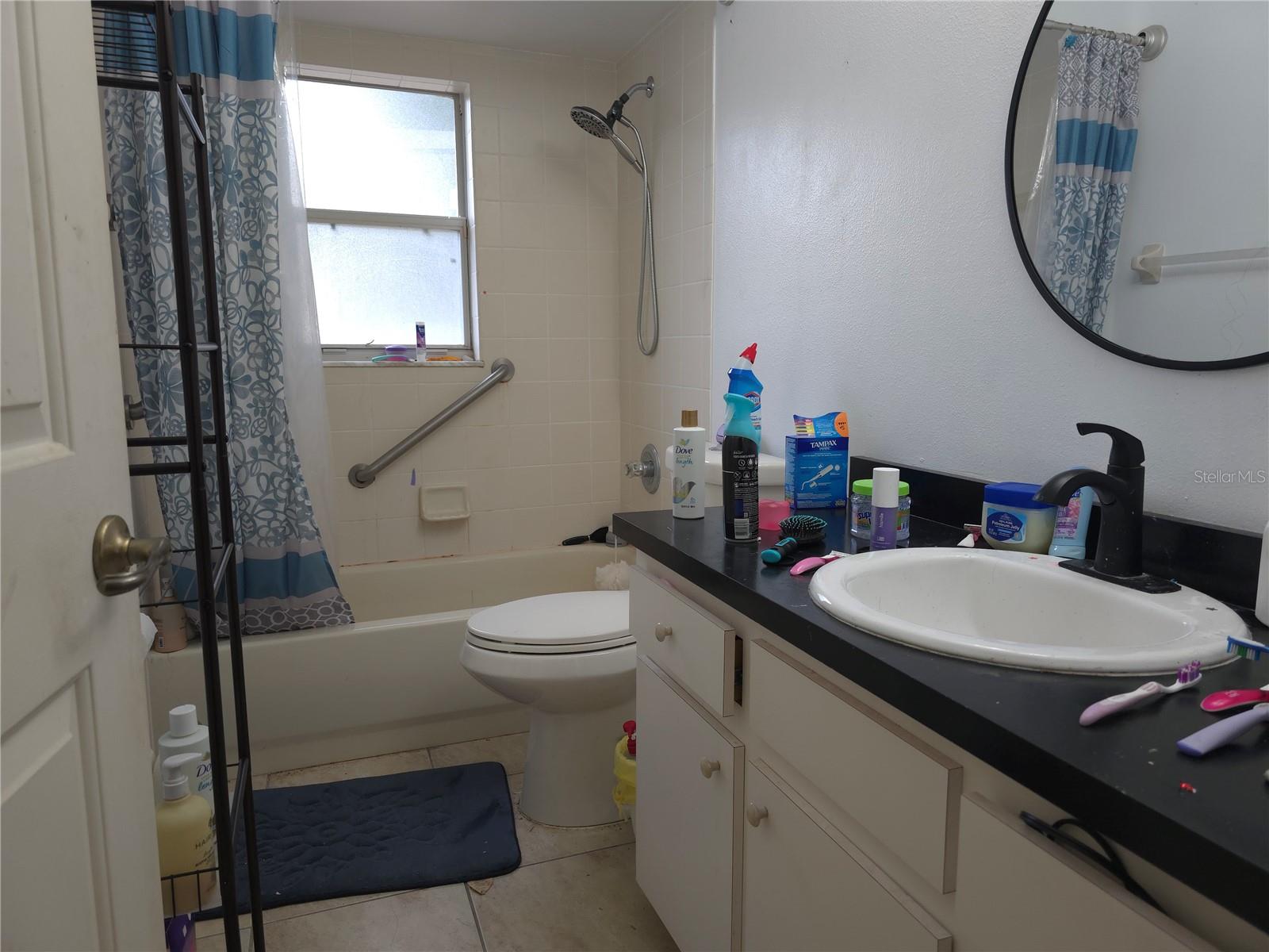 ROLLING RANCH ESTATE - Residential