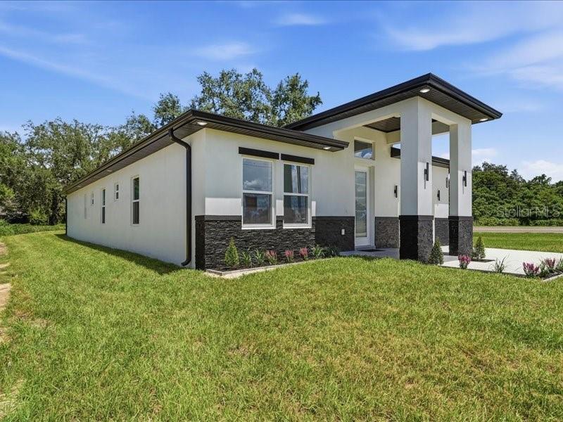 Photo of 2011 Recker Highway, Winter Haven, FL 33880 (MLS # TB8545235)