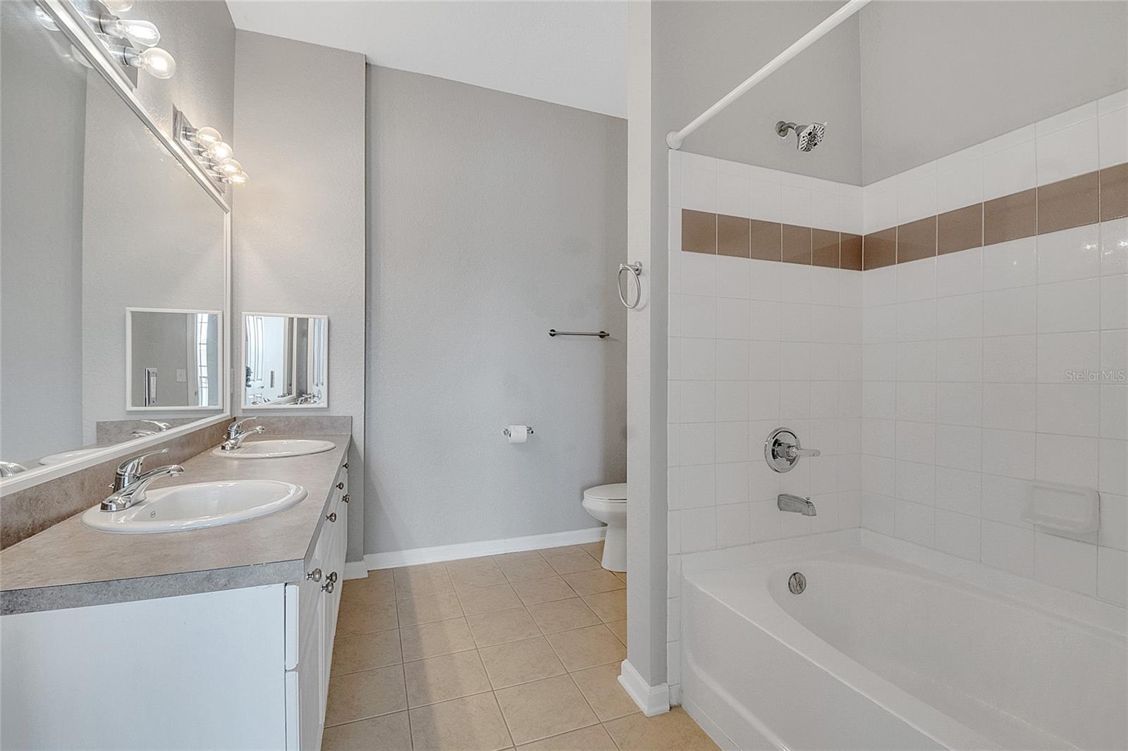 TERRACE RIDGE AT TOWN CENTER EAST CONDO - Residential