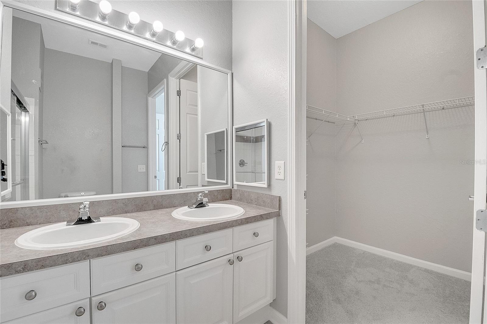 TERRACE RIDGE AT TOWN CENTER EAST CONDO - Residential