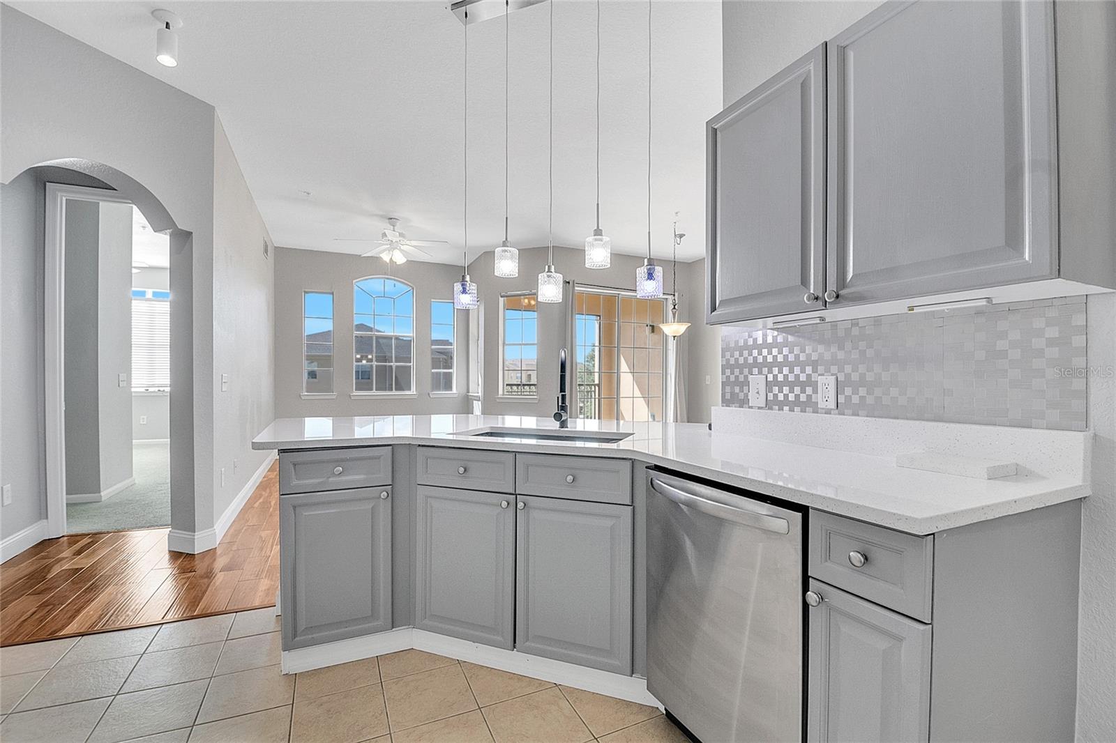 TERRACE RIDGE AT TOWN CENTER EAST CONDO - Residential