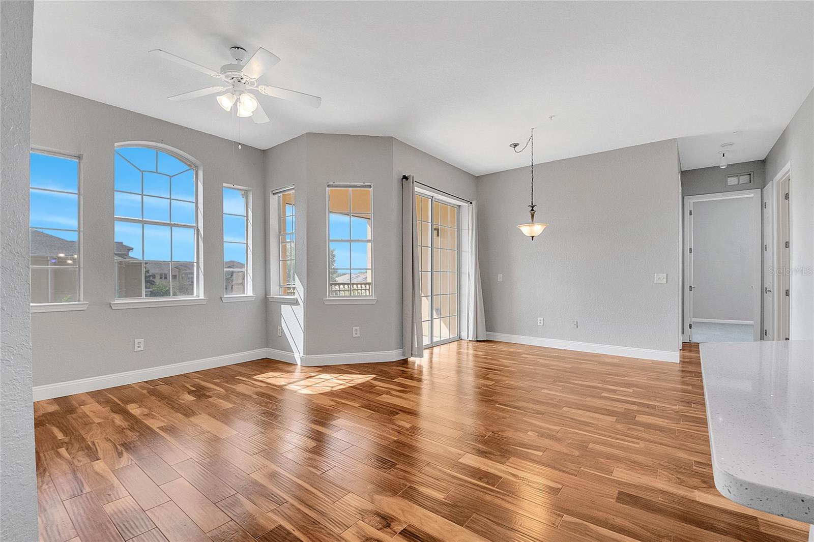 TERRACE RIDGE AT TOWN CENTER EAST CONDO - Residential