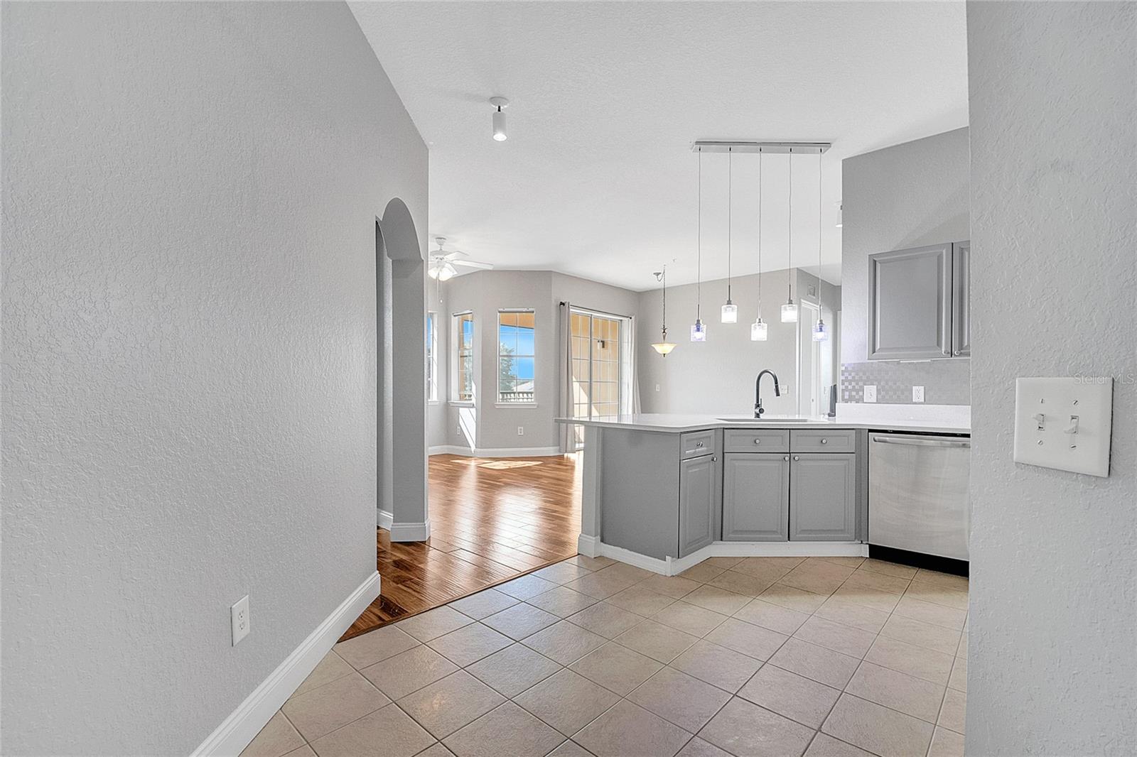 TERRACE RIDGE AT TOWN CENTER EAST CONDO - Residential