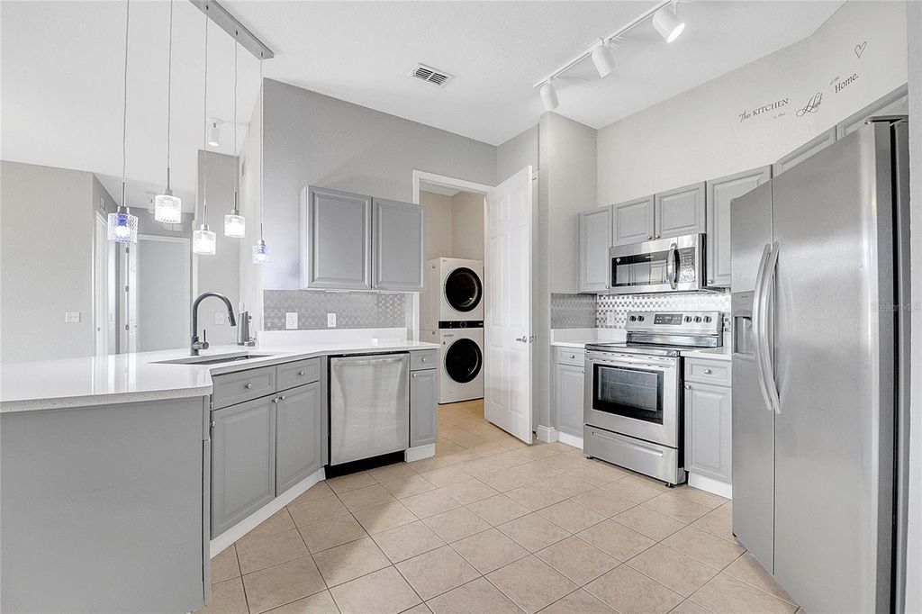 Photo of 617 Terrace Ridge Circle #617, Davenport, FL 33896 (MLS # O6351764)