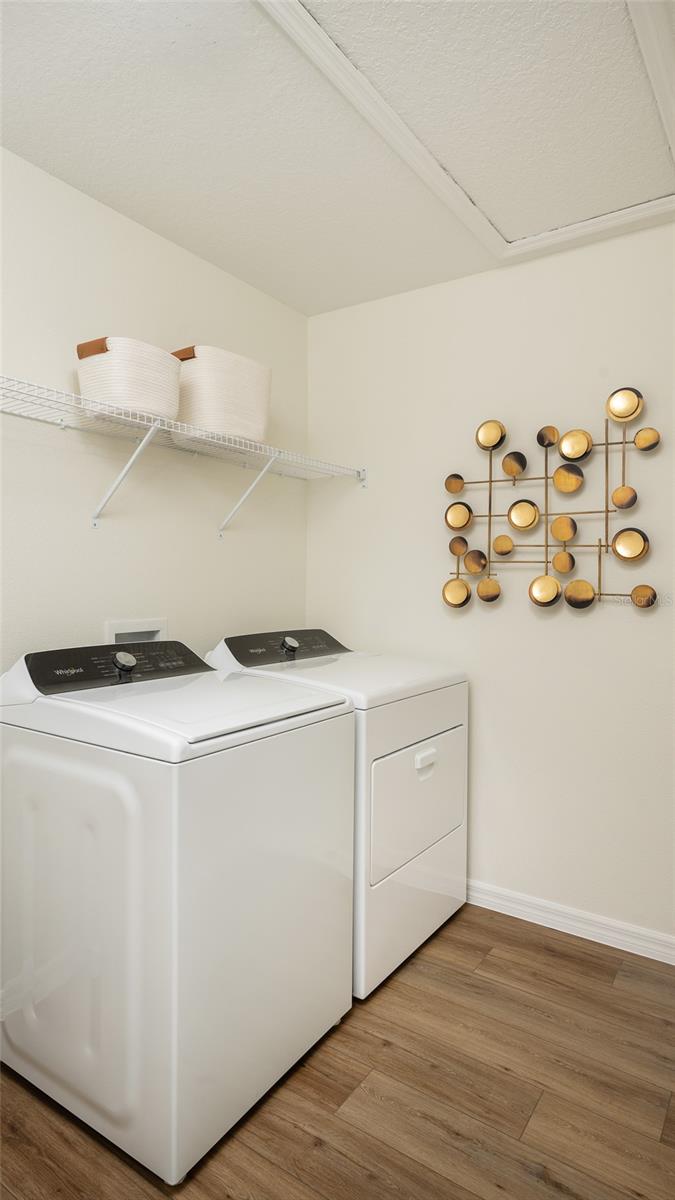 DAVIS LANDING - Residential