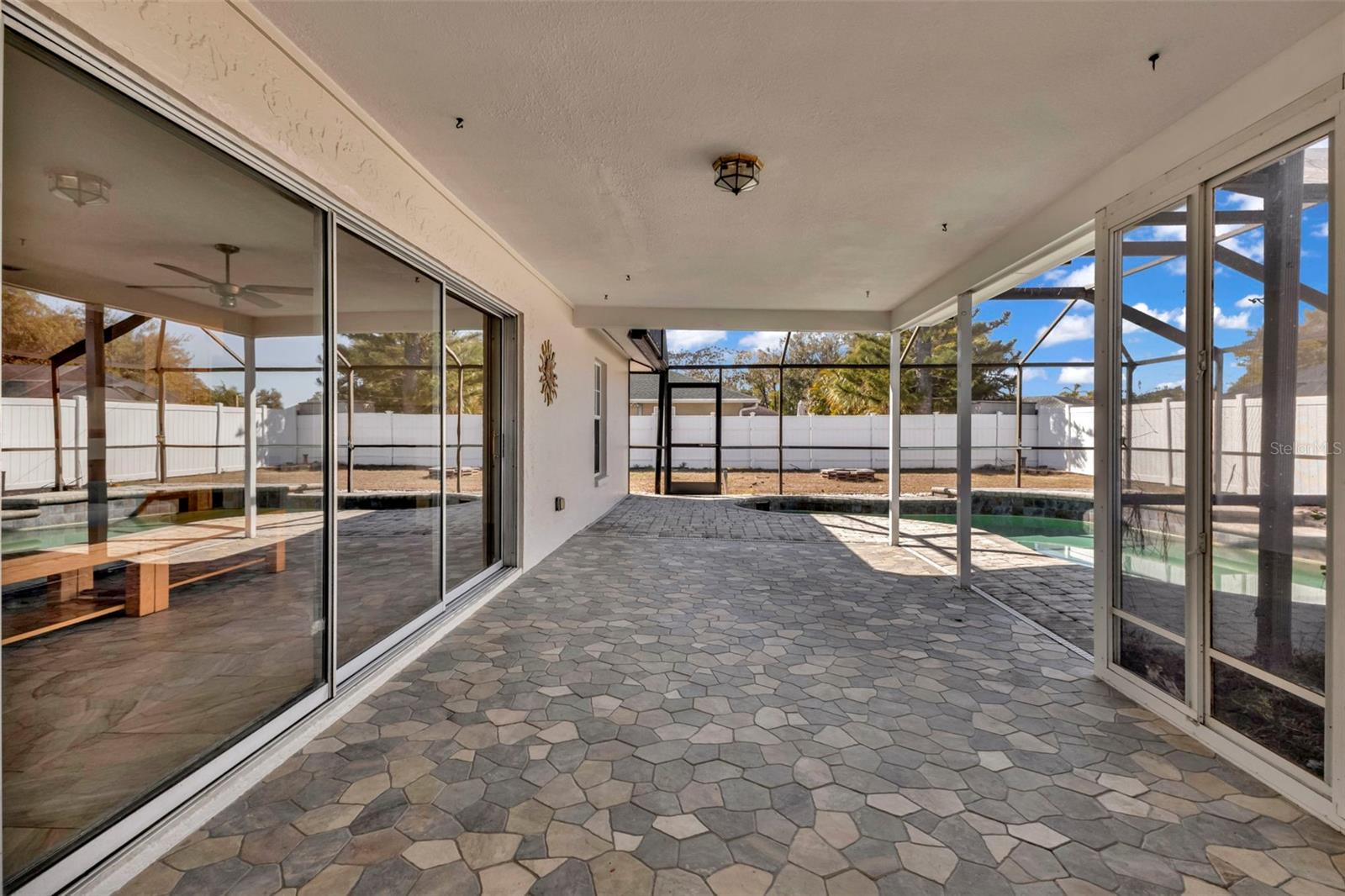 TAMARON - Residential