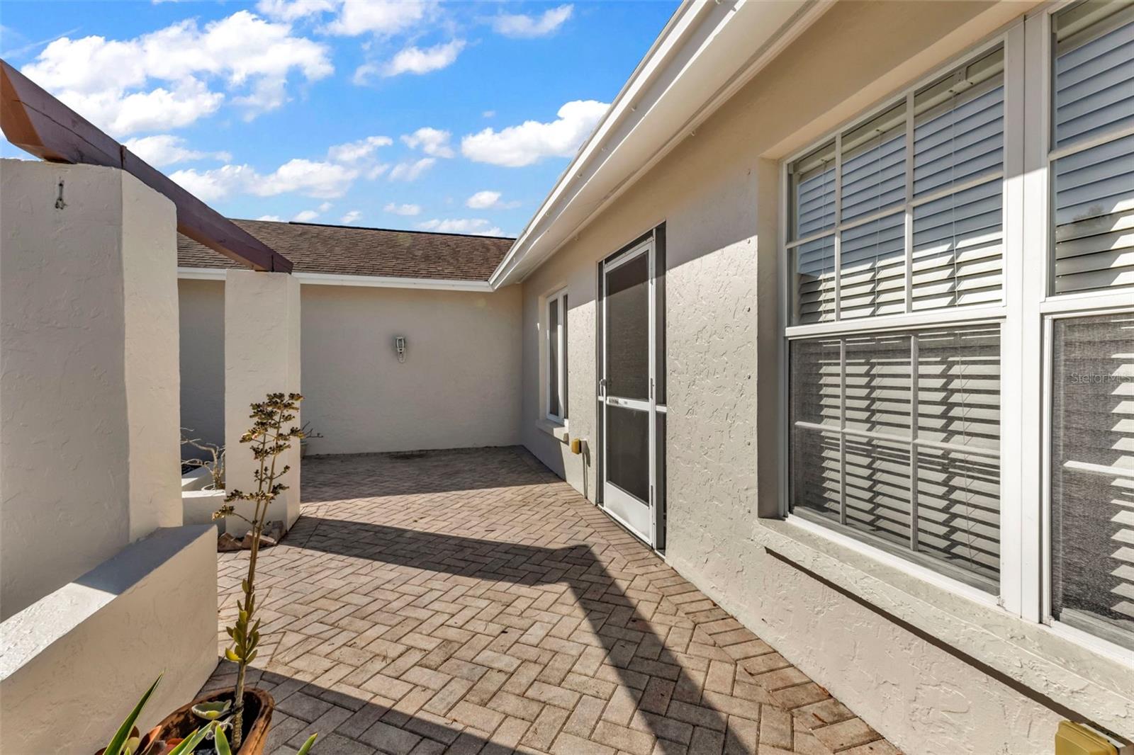 TAMARON - Residential