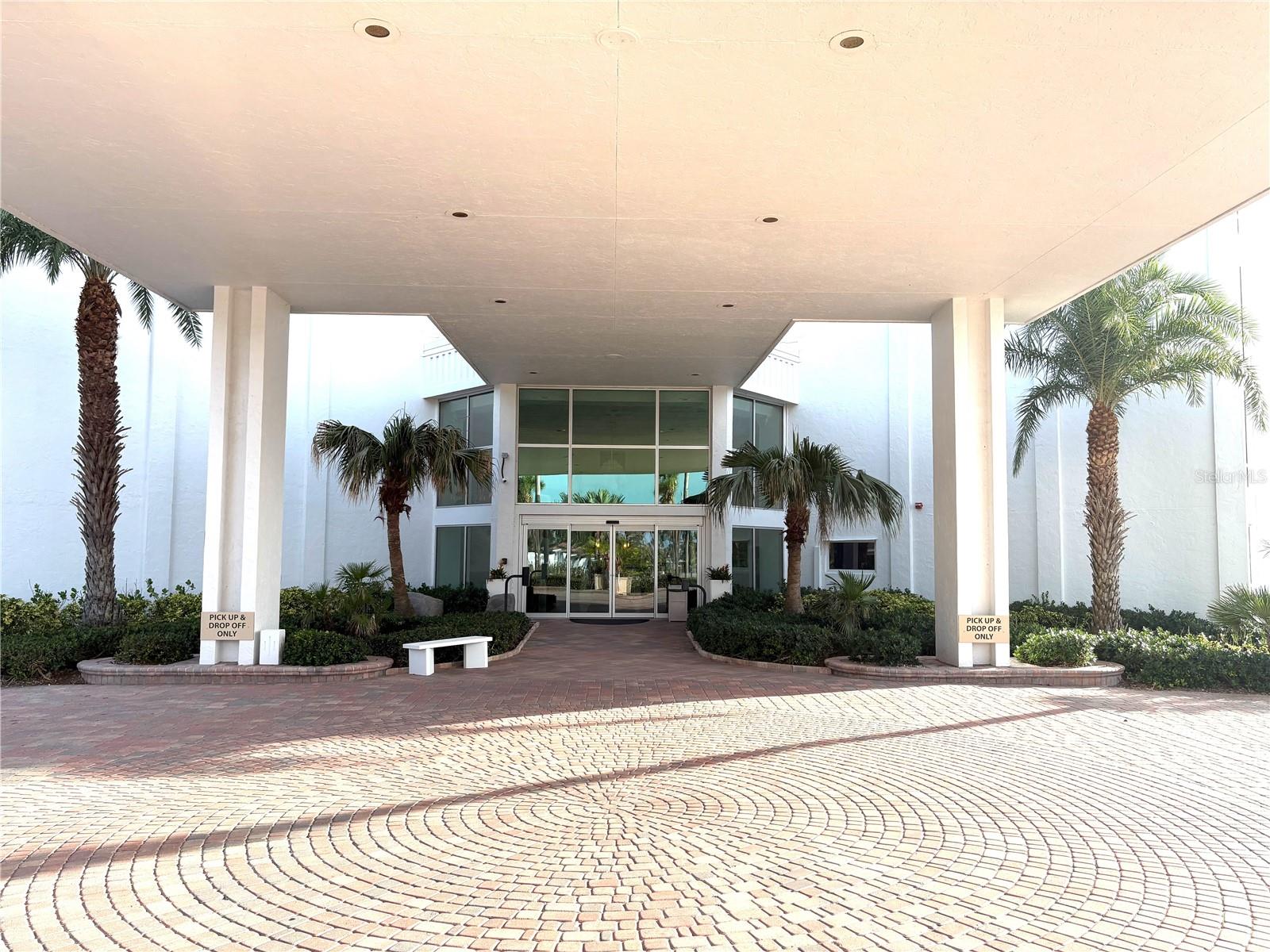 2525 GULF OF MEXICO DRIVE 3D