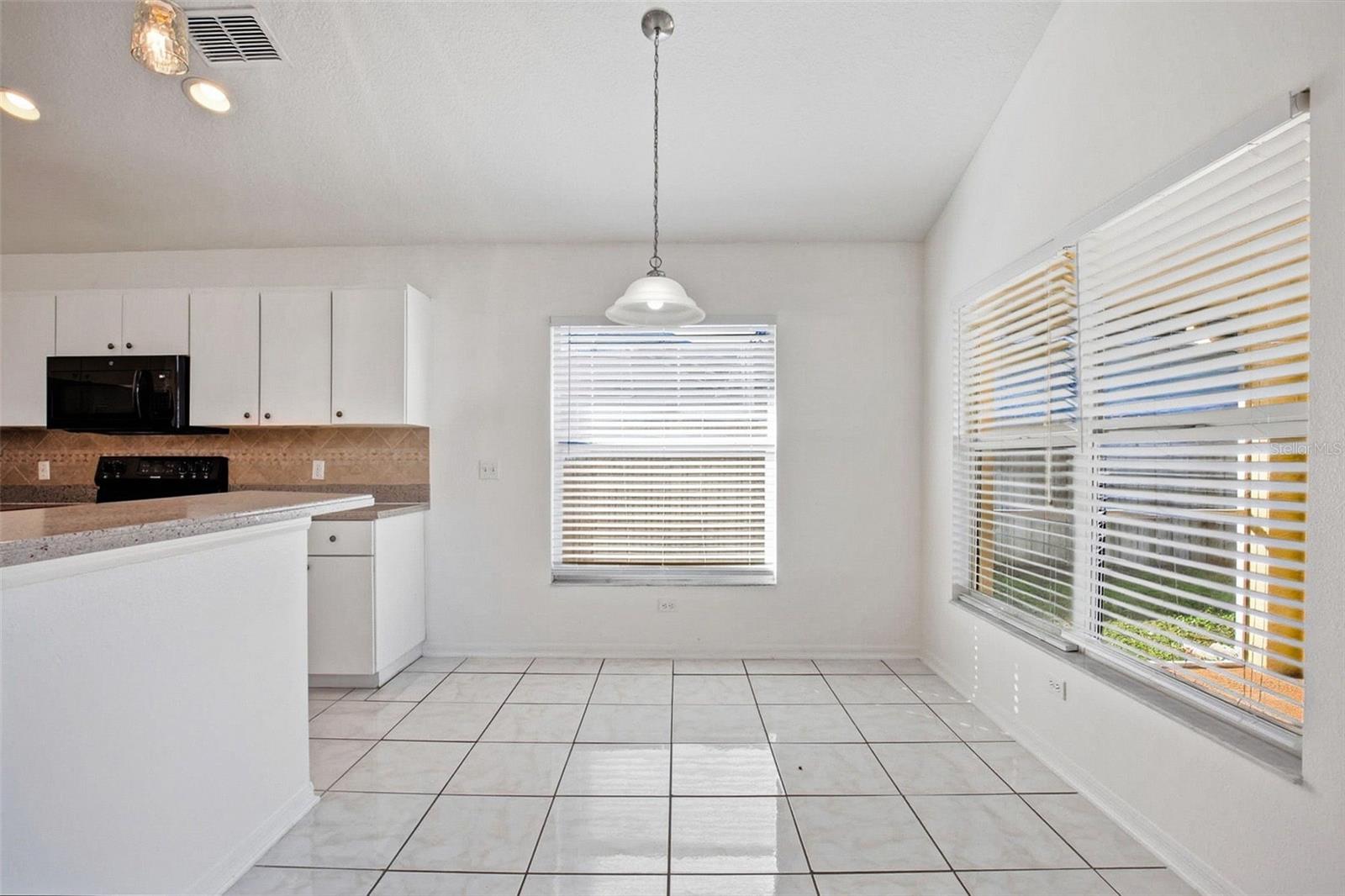 CARROLLTON LAKES - Residential