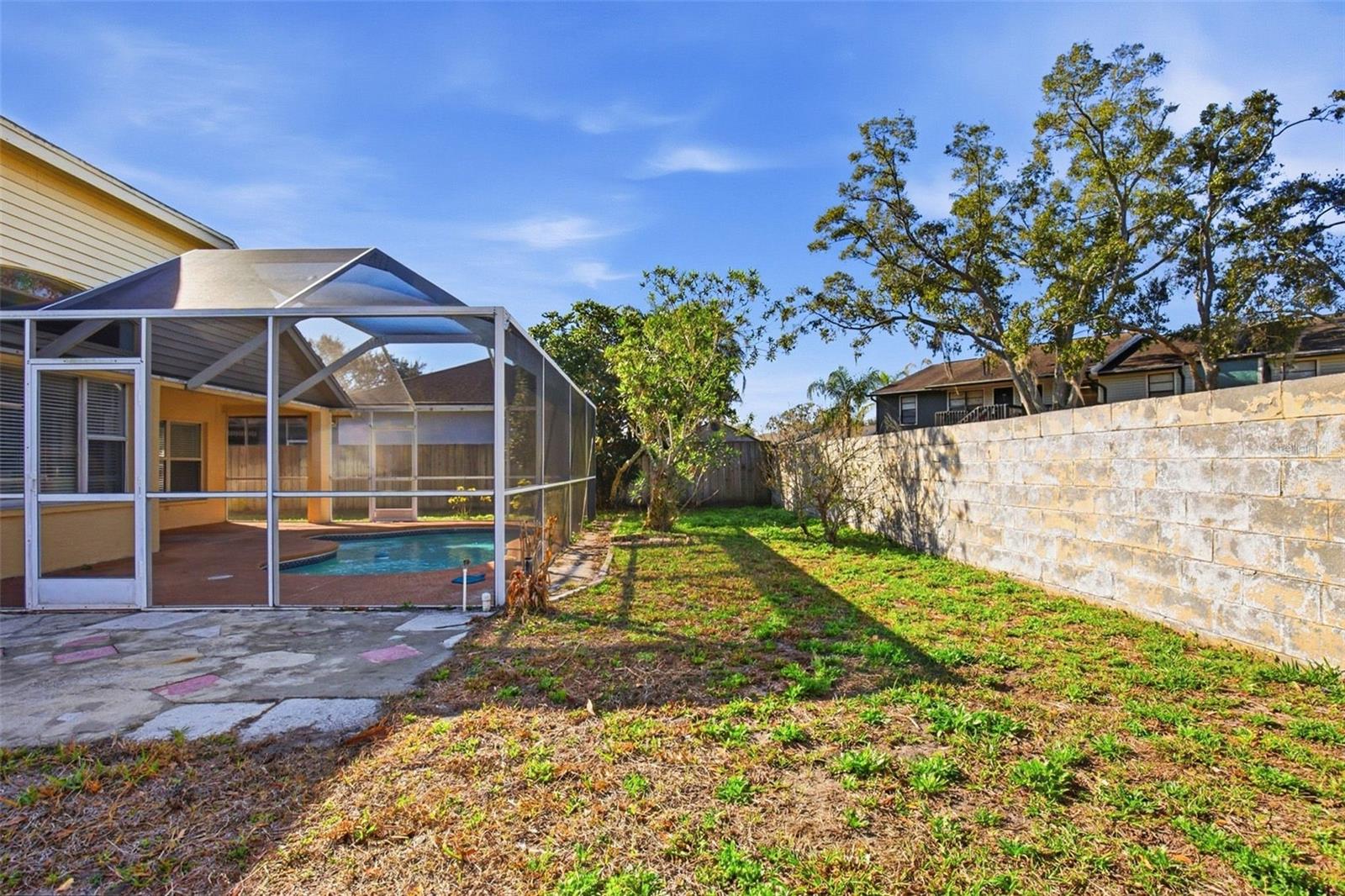 CARROLLTON LAKES - Residential