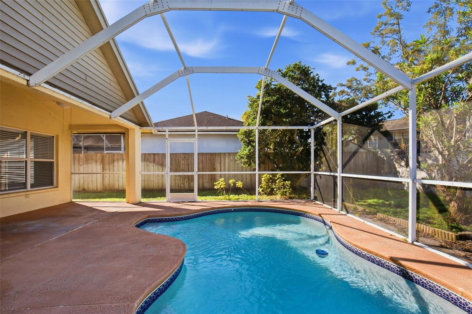 CARROLLTON LAKES - Residential