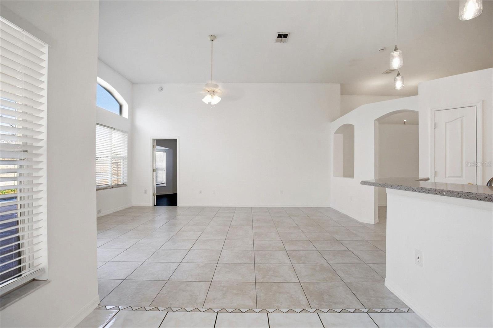 CARROLLTON LAKES - Residential