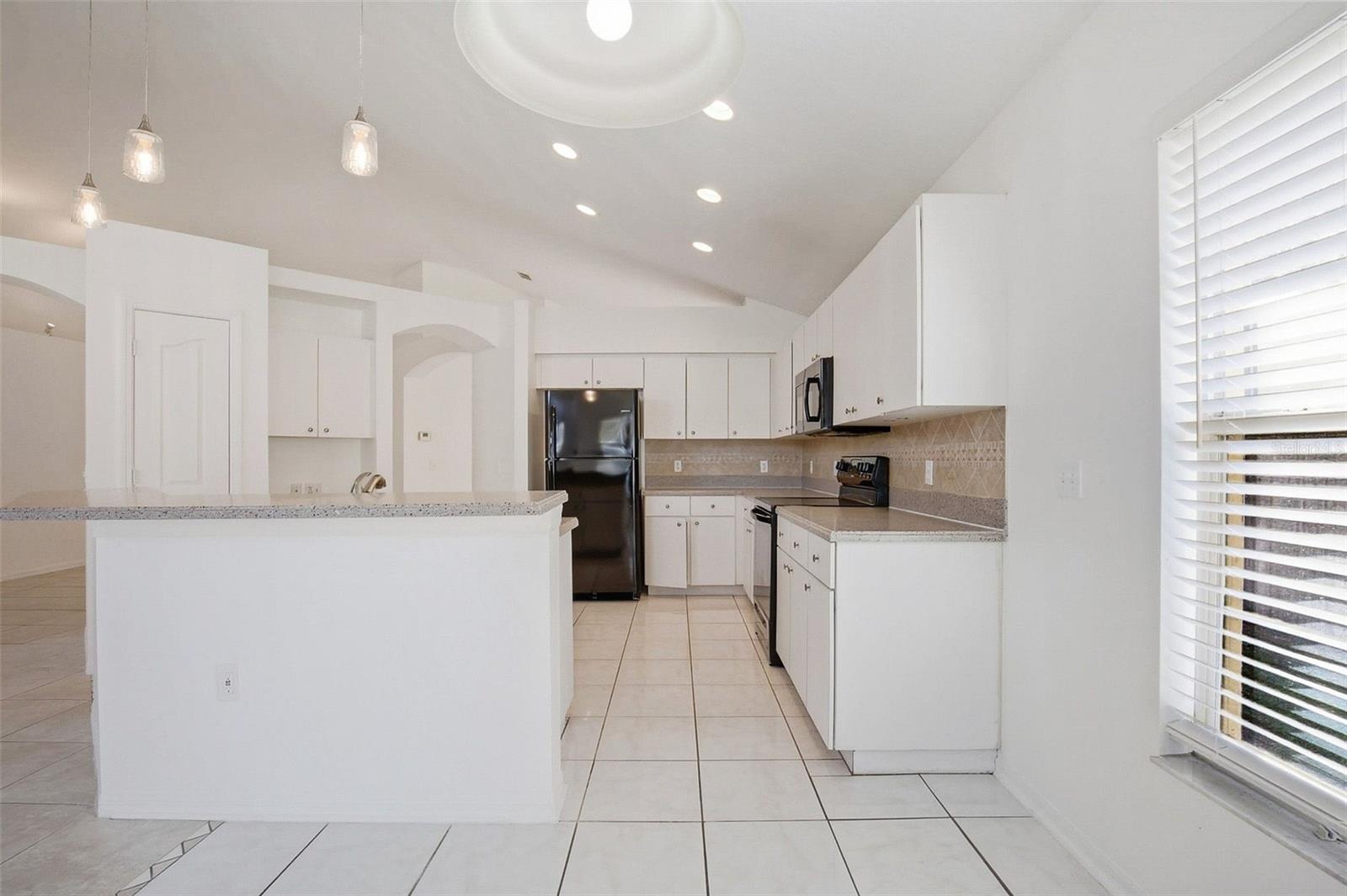 CARROLLTON LAKES - Residential