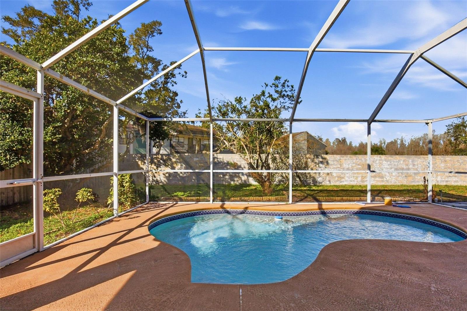 CARROLLTON LAKES - Residential