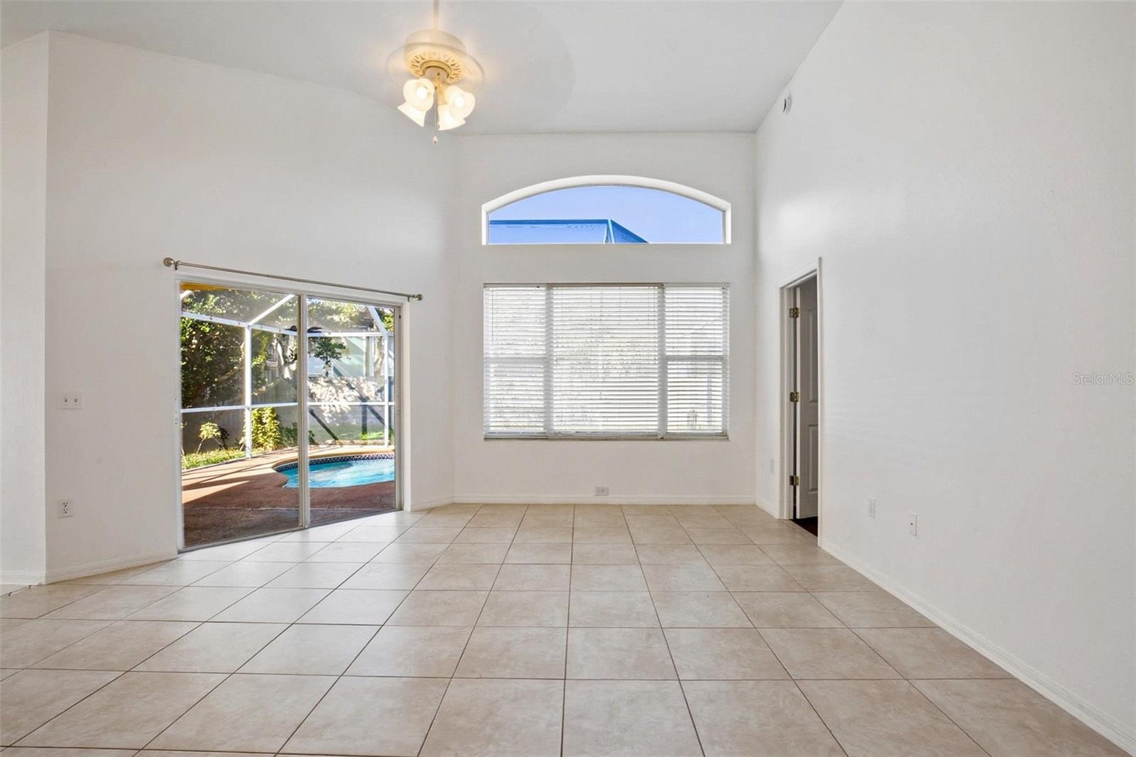 CARROLLTON LAKES - Residential