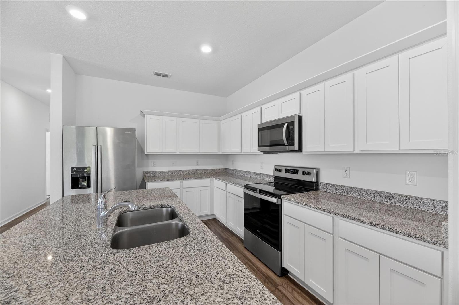 1363 ANCHOR BEND DRIVE, RUSKIN, FL, 33570 3 1363 ANCHOR BEND DRIVE