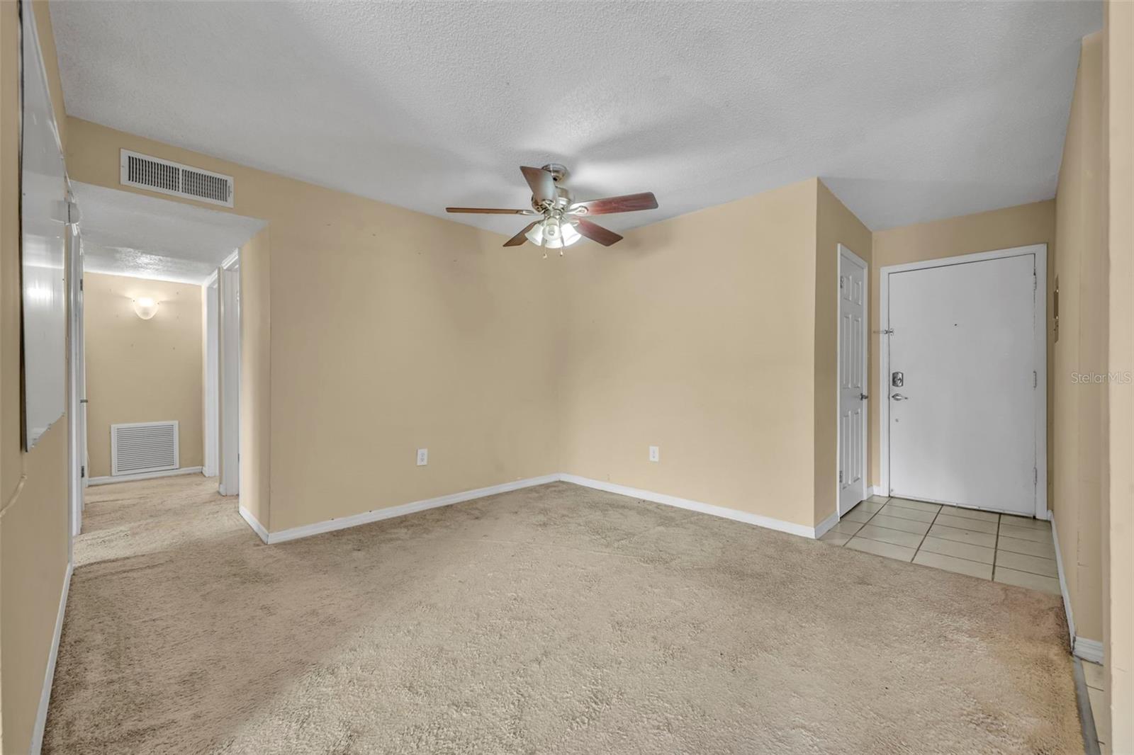 1695 LEE ROAD E116