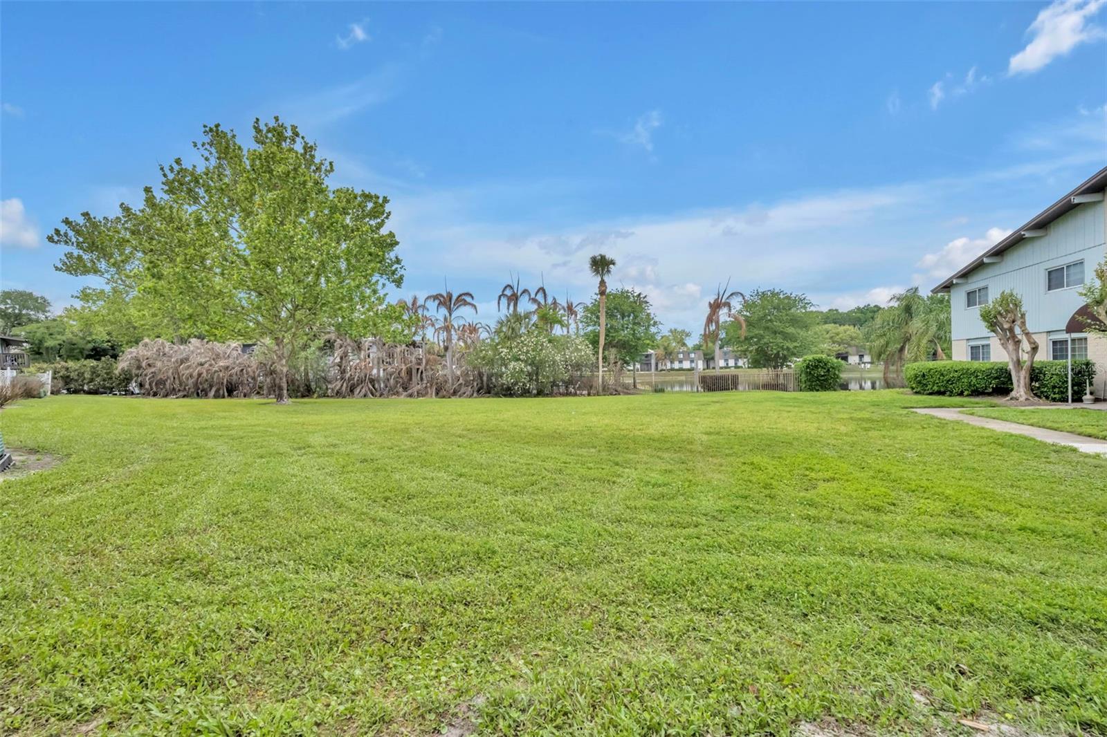WATERFALL COVE/WINTER PARK - Residential