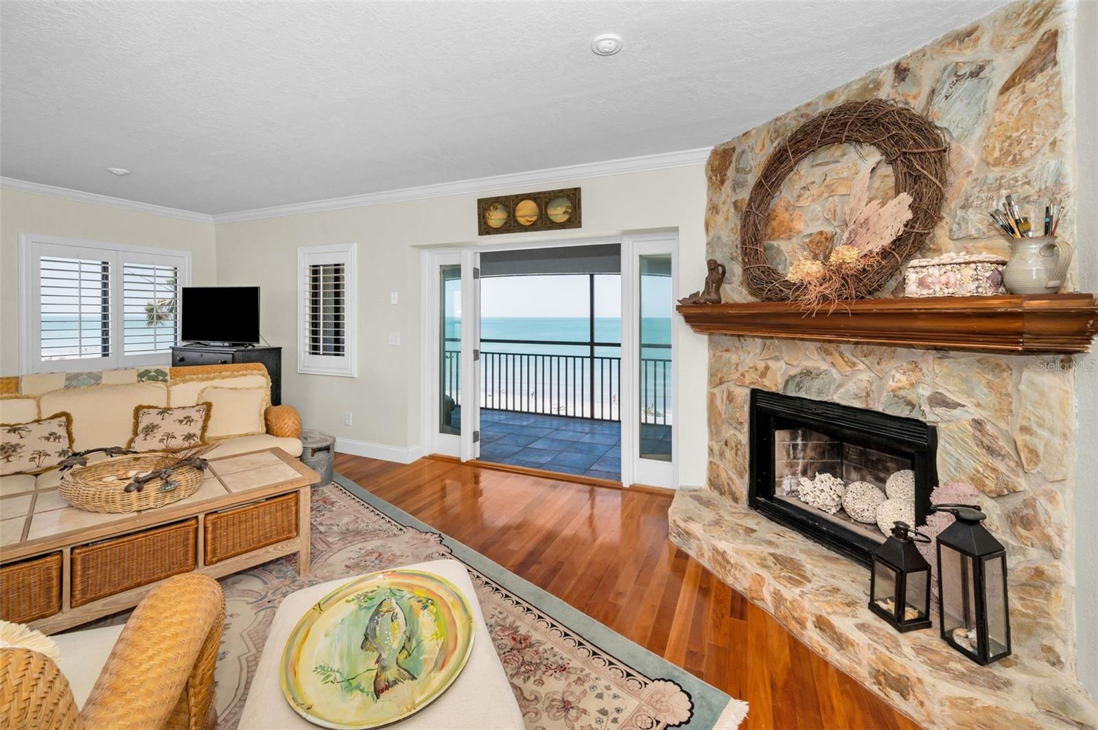 BEACH TRAIL VILLAS A CONDO - Residential