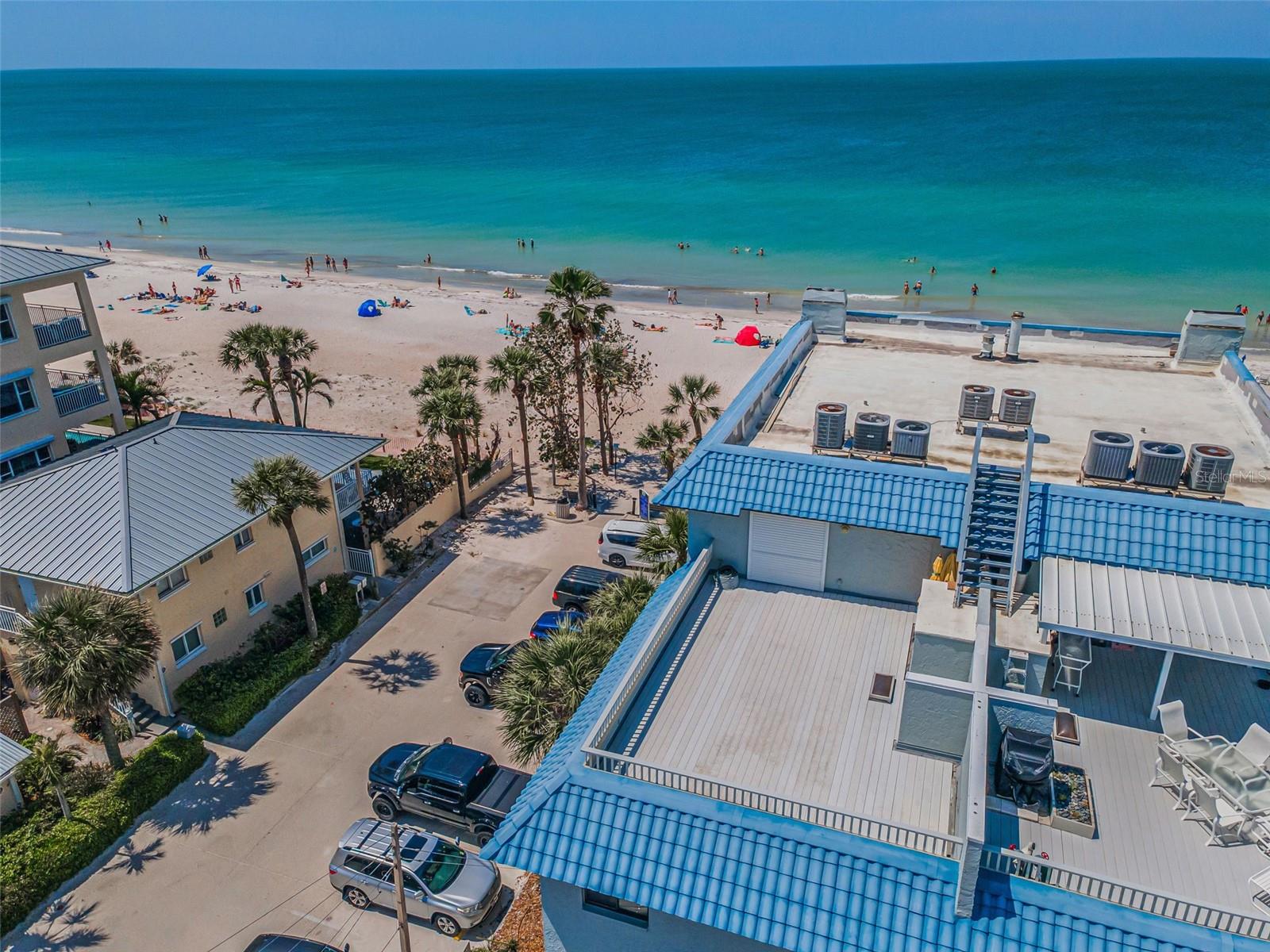 BEACH TRAIL VILLAS A CONDO - Residential