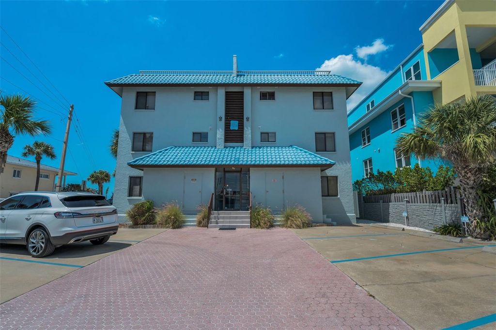Photo of 2300 Beach Trail #5, Indian Rocks Beach, FL 33785 (MLS # TB8419883)
