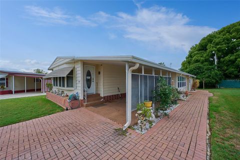 A home in LAKELAND